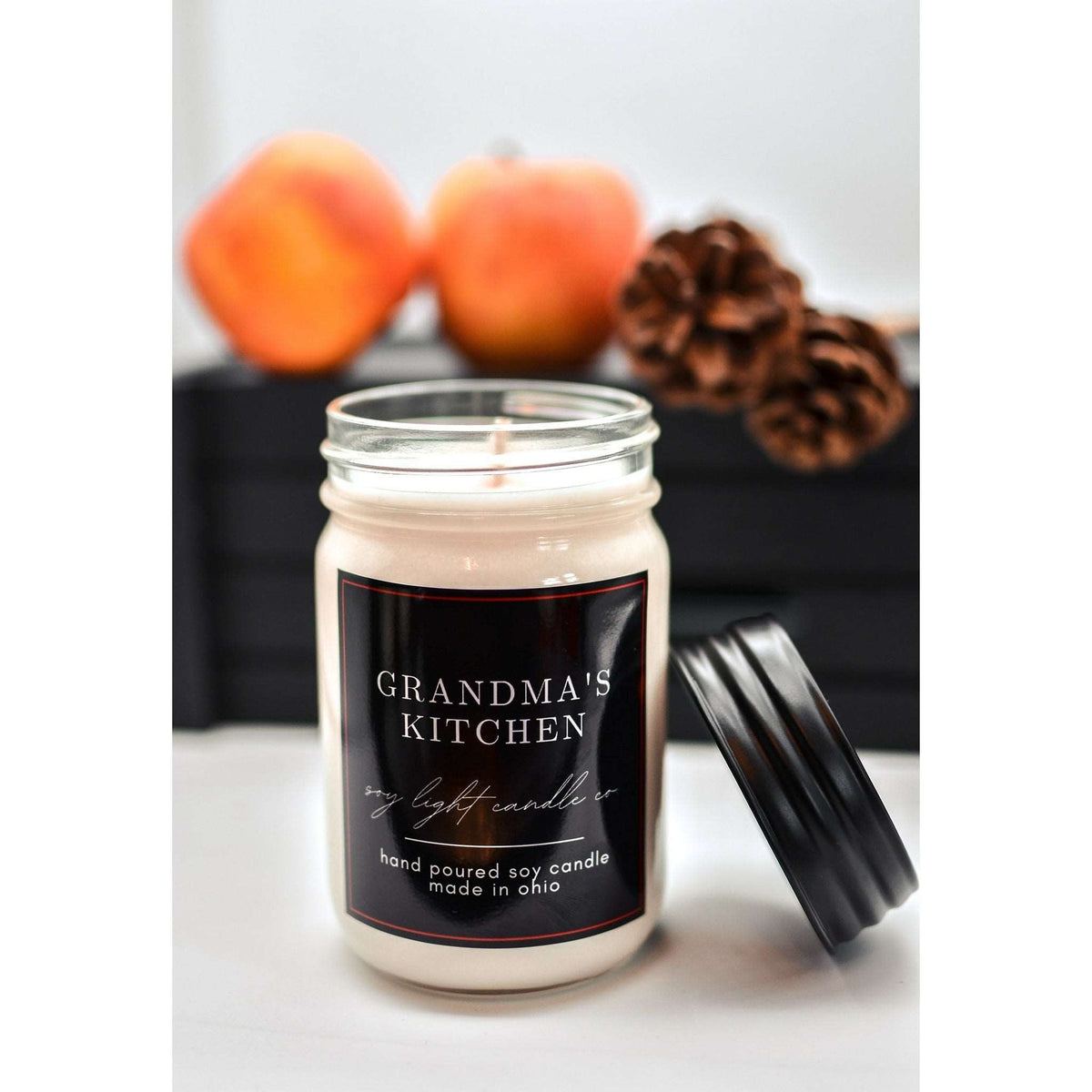 Grandma&#39;s Kitchen Candle - Soy Light Candle Co.